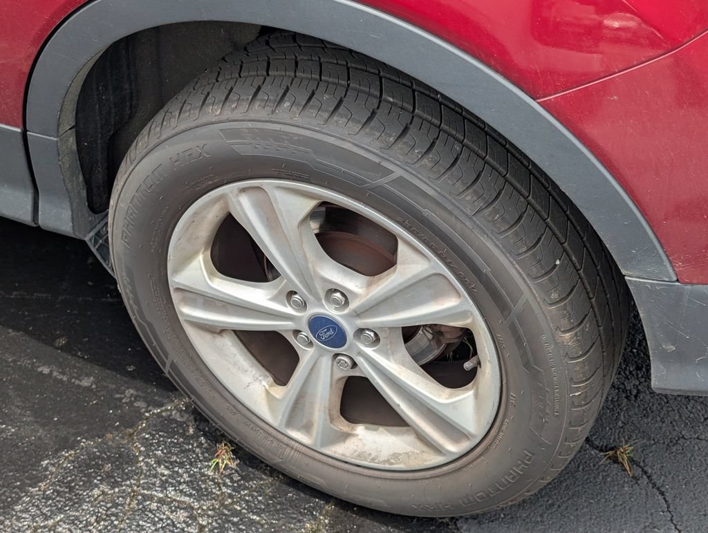 Used 2016 Ford Escape SE w/ Equipment Group 201A FWD image 18
