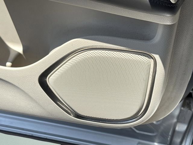 Used 2016 Lincoln MKX Reserve w/ Equipment Group 102A AWD/4WD image 34