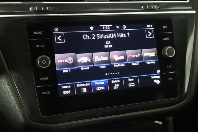 Used 2023 Volkswagen Tiguan SE FWD image 29