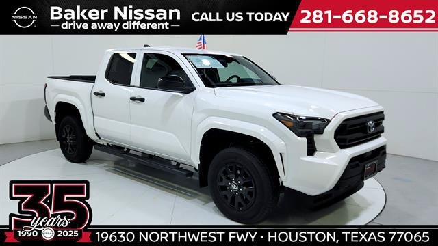 Used 2024 Toyota Tacoma SR RWD image 1
