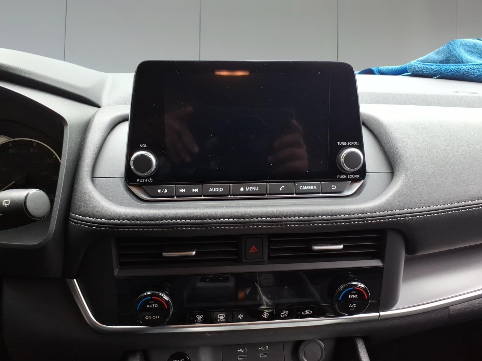 Used 2026 Nissan Rogue SV AWD/4WD image 13