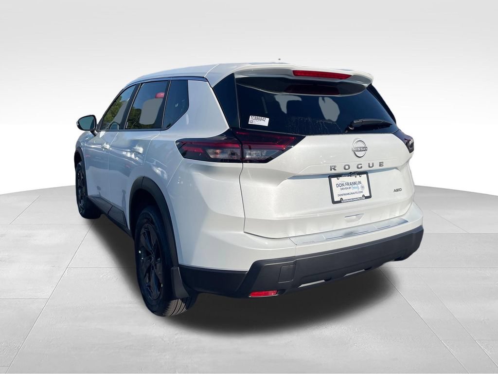 New 2026 Nissan Rogue SV w/ Cold Weather Package AWD/4WD image 3