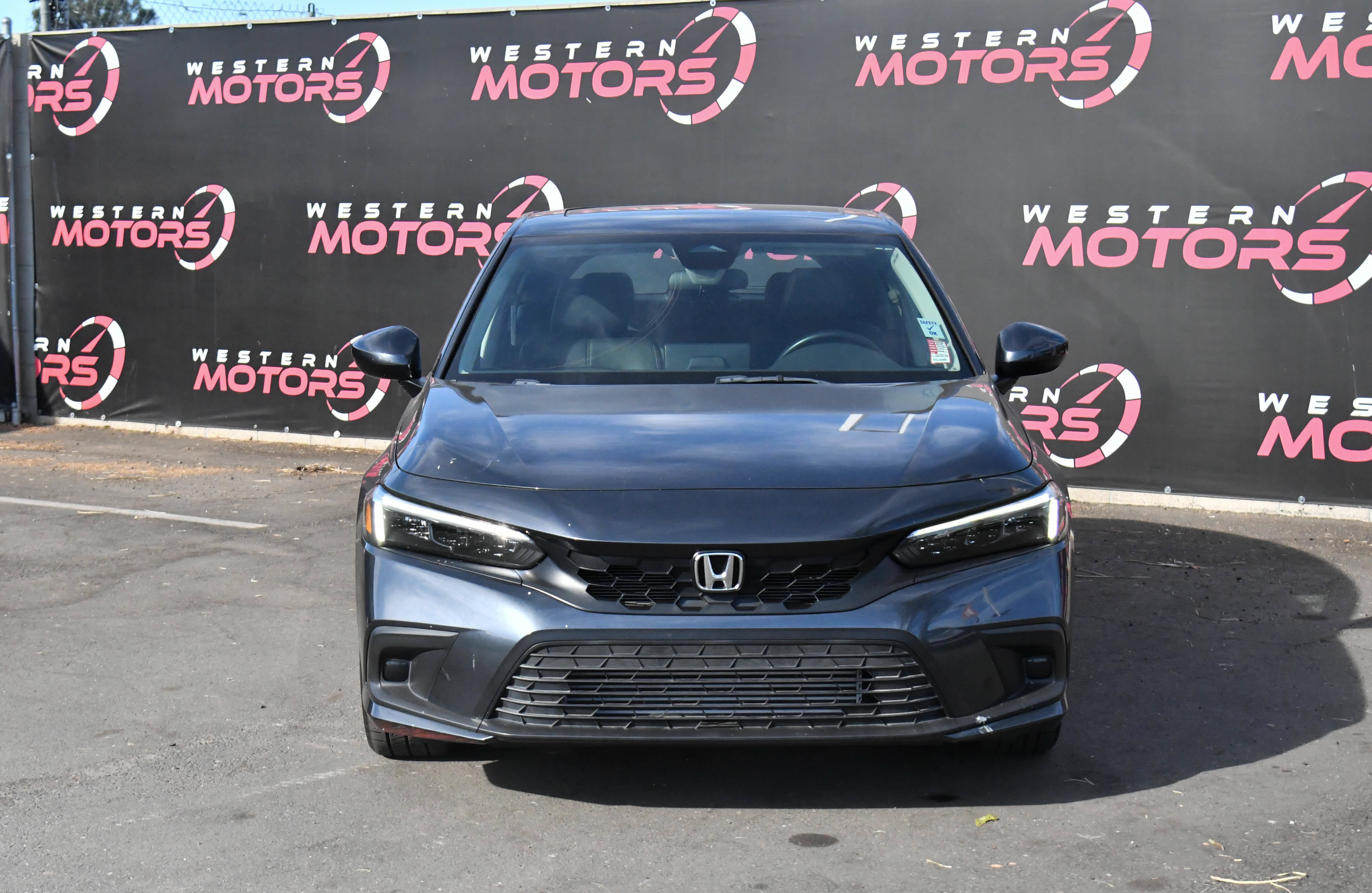 Used 2024 Honda Civic EX-L image 2