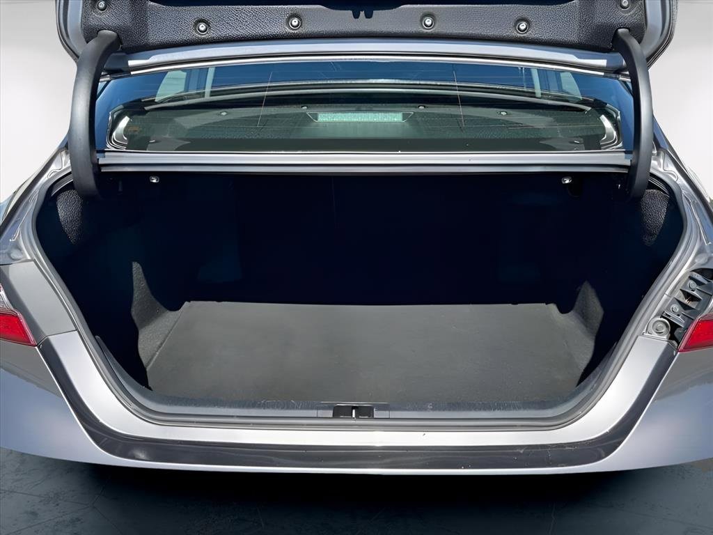 Used 2023 Toyota Camry SE image 15