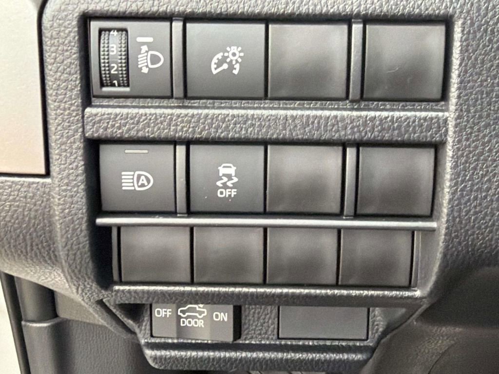 Used 2026 Toyota Tacoma TRD Off-Road AWD/4WD image 23