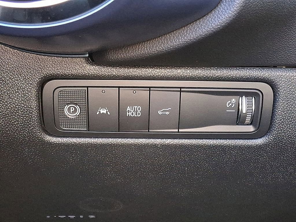 New 2026 Chevrolet Equinox EV LT image 14