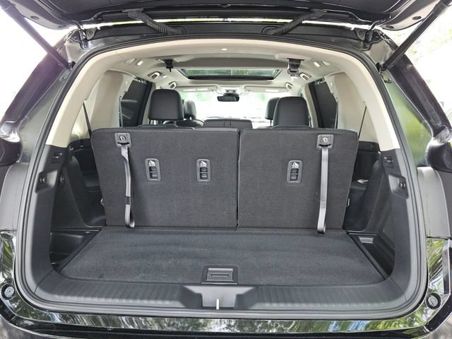 Certified 2025 Honda Pilot Touring image 13