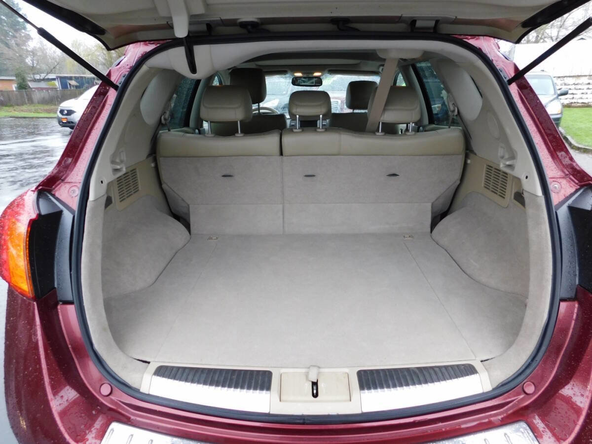 Used 2010 Nissan Murano LE w/ Navigation Pkg image 6