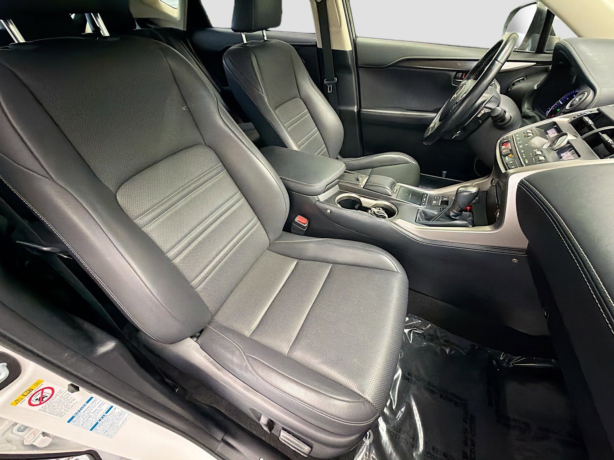 Used 2018 Lexus NX 300h AWD w/ Premium Package image 15