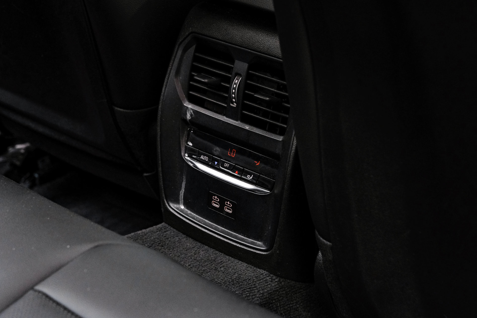 Used 2025 BMW 330i Sedan RWD image 40