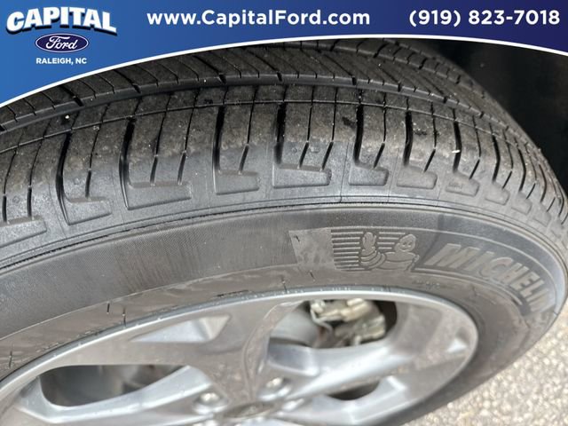 Used 2024 Ford Escape ST-Line image 14