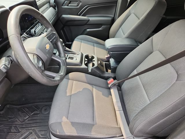Used 2024 Chevrolet Colorado W/T RWD image 13