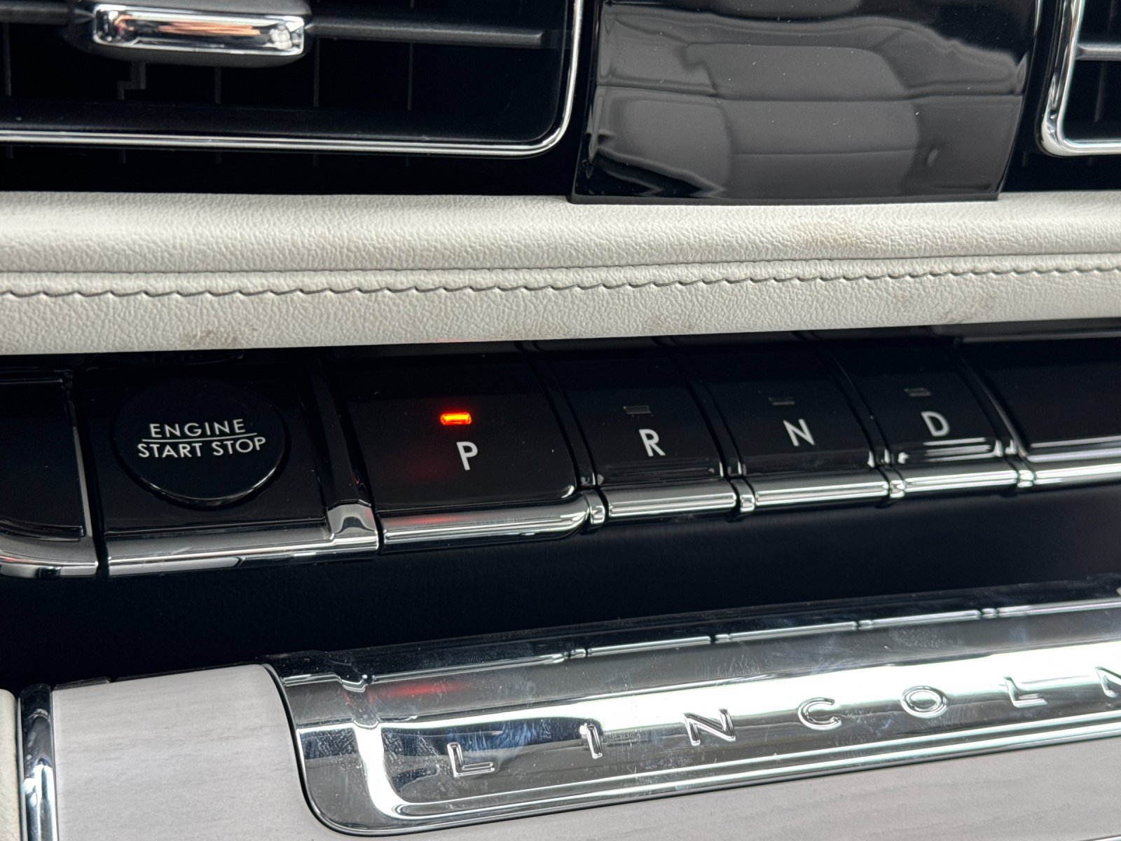 New 2026 Lincoln Aviator Reserve AWD/4WD image 22