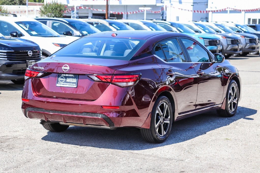 Certified 2025 Nissan Sentra SV FWD image 8