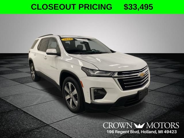 Certified 2023 Chevrolet Traverse LT w/ LT Premium Package AWD/4WD image 1
