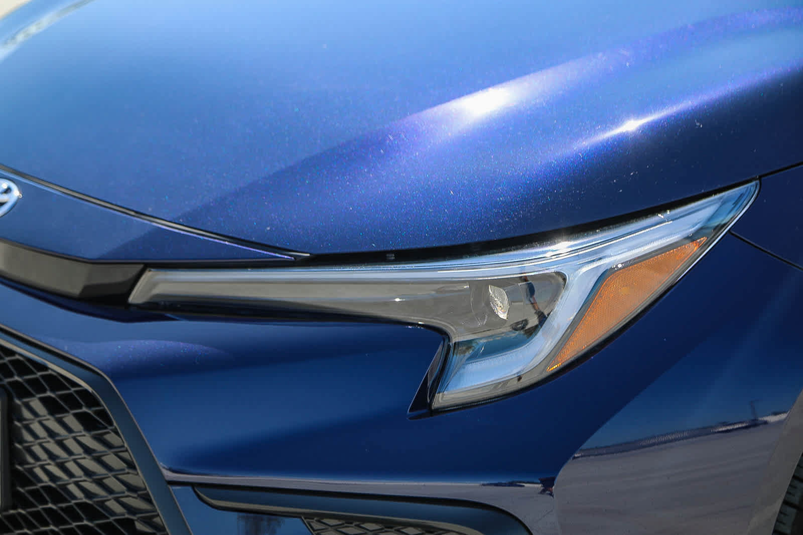 Used 2026 Toyota Corolla XSE FWD image 8