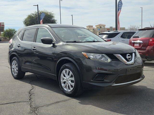 Used 2016 Nissan Rogue S w/ S Family Package FWD image 10