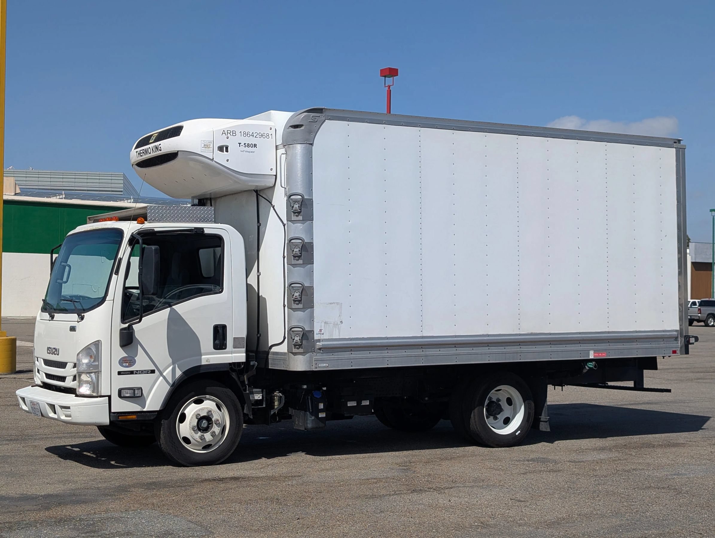 Used 2019 Isuzu NQR RWD image 4