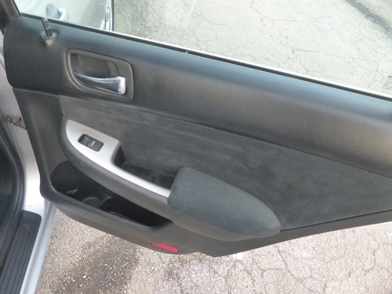 Used 2005 Honda Accord EX image 14