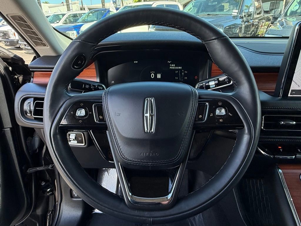 Used 2023 Lincoln Aviator Reserve w/ Jet Package image 19