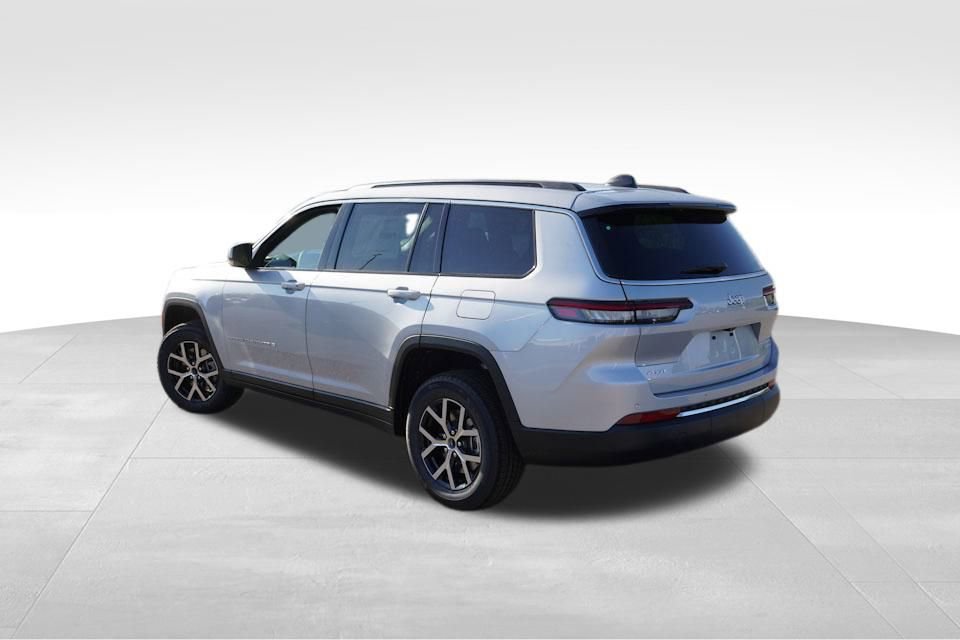 New 2025 Jeep Grand Cherokee L Limited w/ Trailer Tow Package image 5