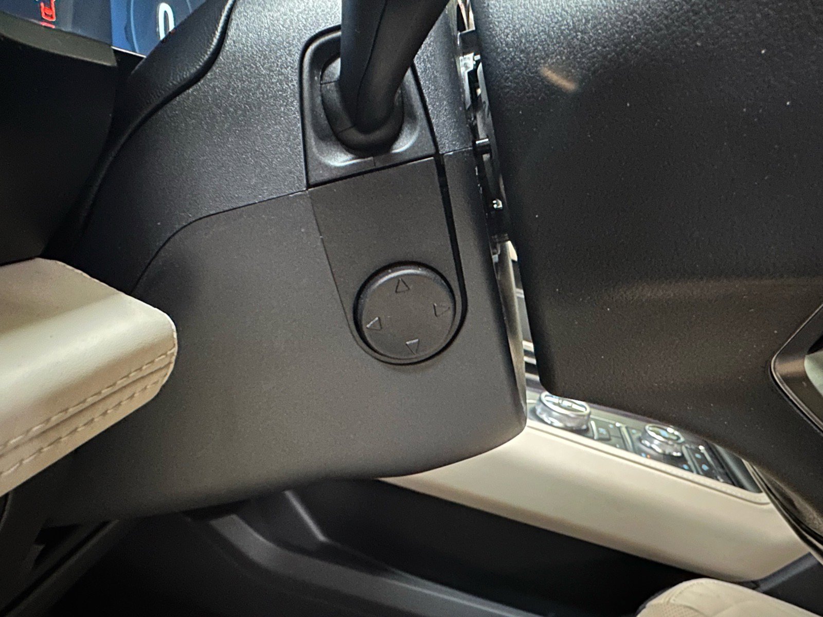 Certified 2023 Ford Expedition Platinum image 36