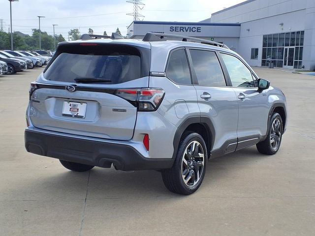 Certified 2025 Subaru Forester Premium AWD/4WD image 4