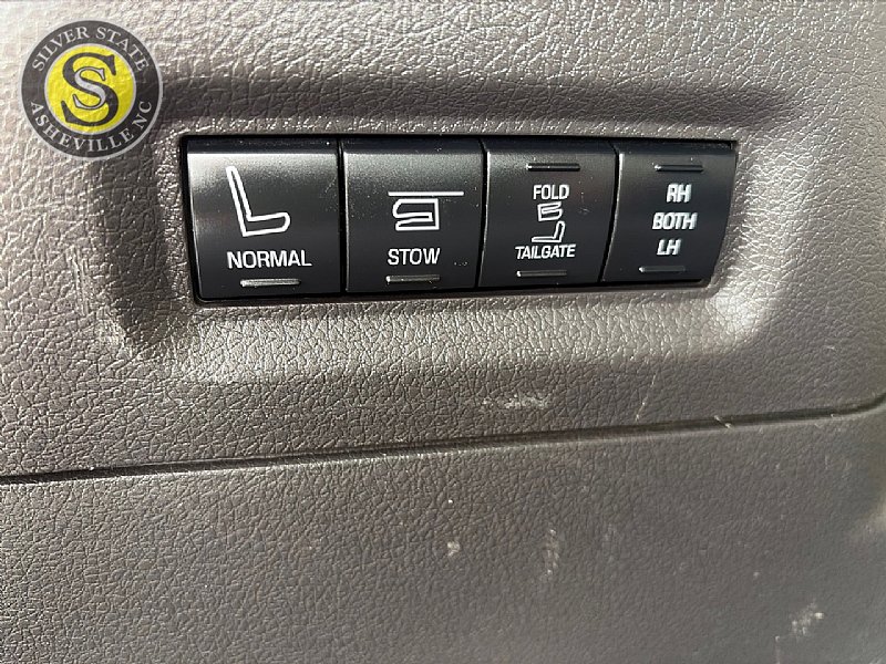 Used 2018 Ford Flex Limited w/ Equipment Group 303A AWD/4WD image 28