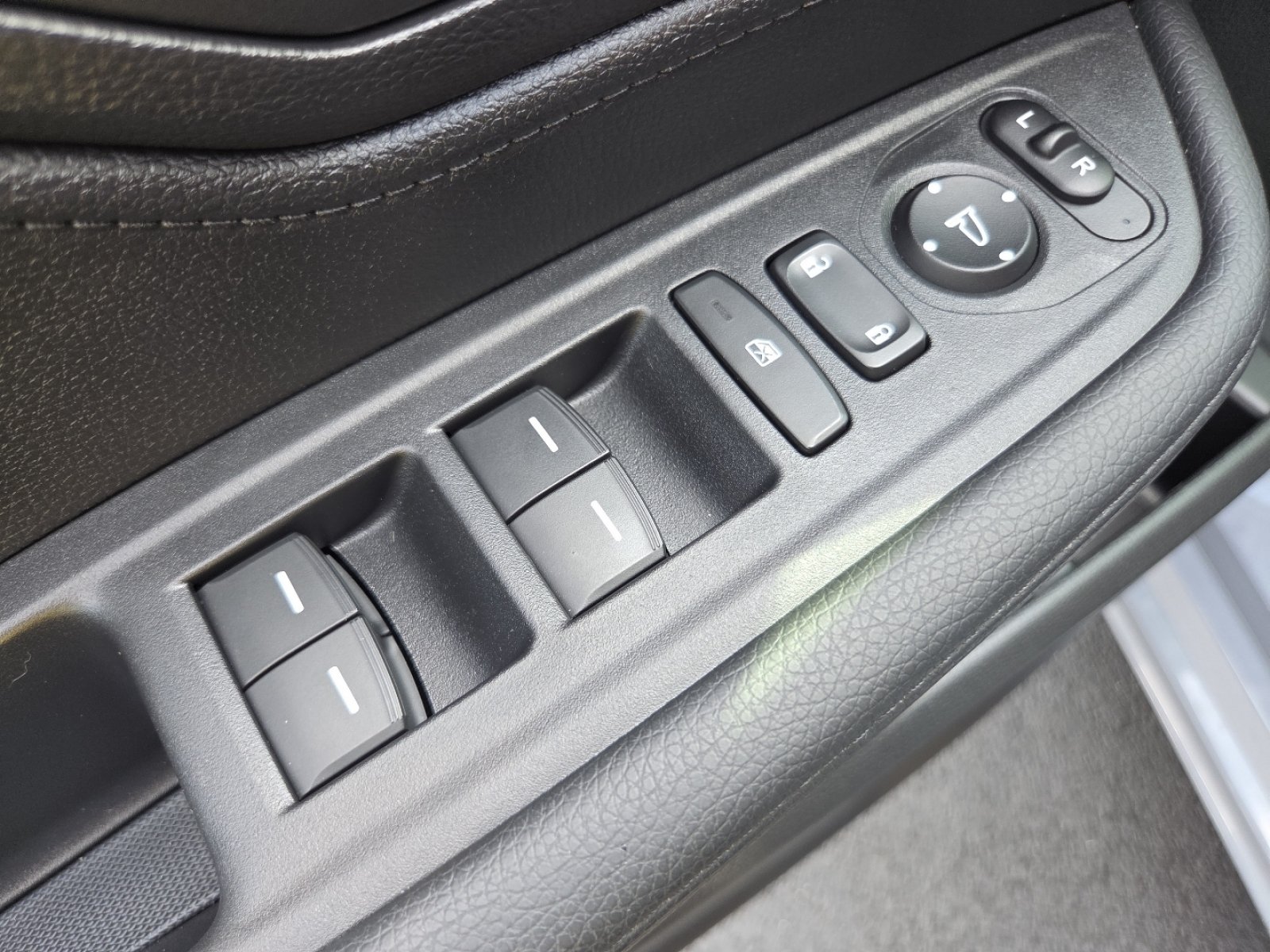 Certified 2025 Honda Odyssey Sport-L image 35