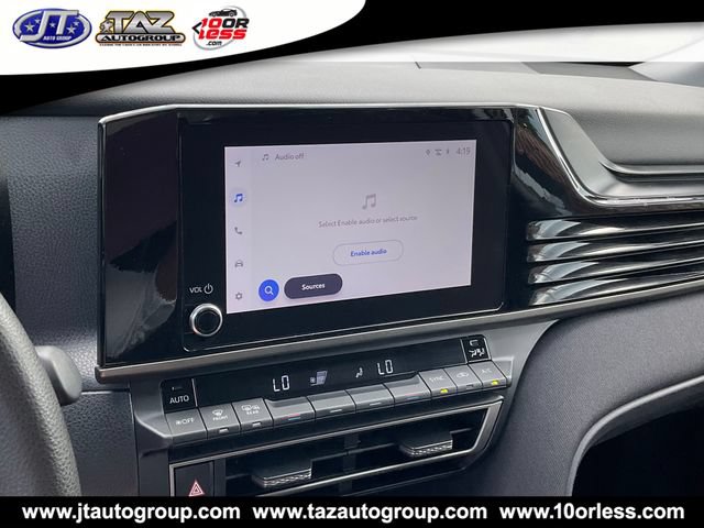 Used 2025 Toyota Camry LE FWD image 21