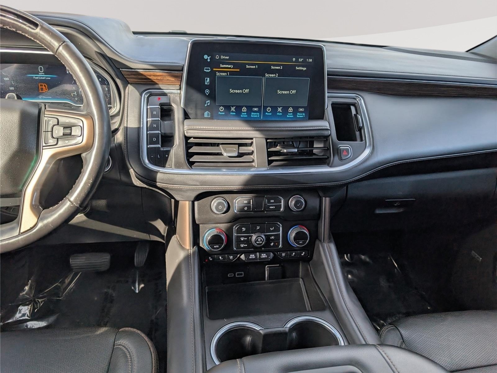 Used 2023 Chevrolet Suburban High Country w/ Advanced Technology Package AWD/4WD image 23