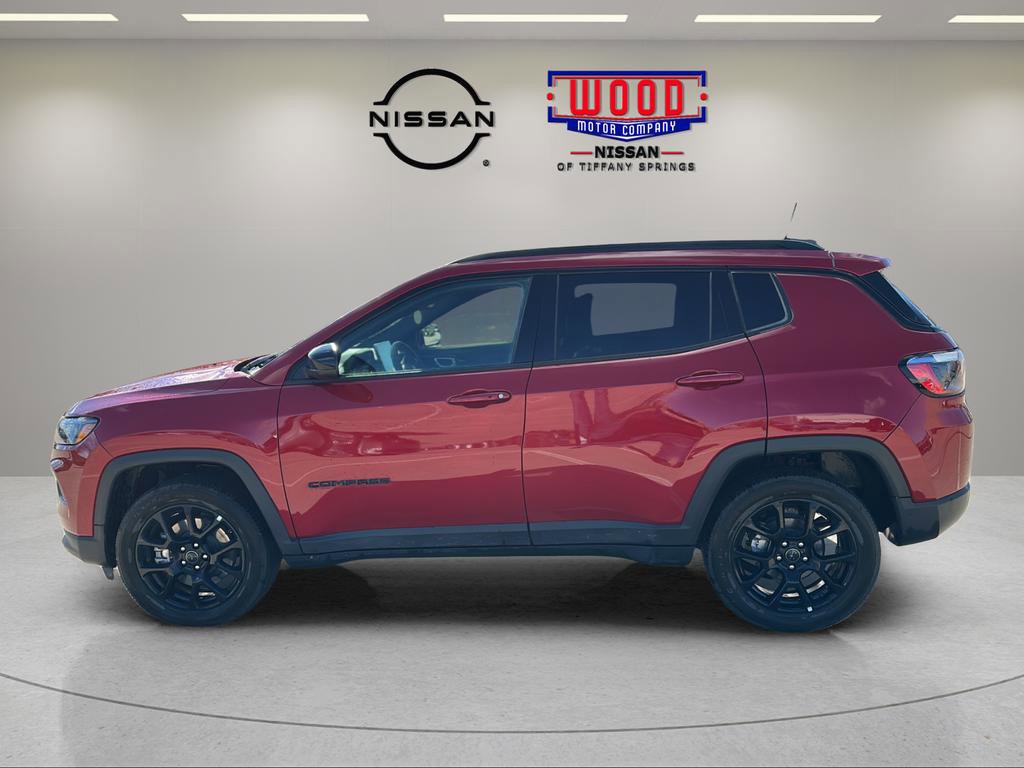 Used 2025 Jeep Compass Latitude w/ Altitude Special Edition image 5
