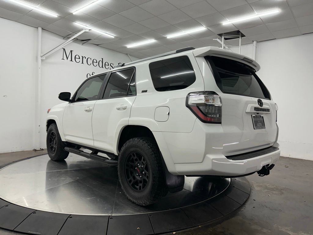 Used 2023 Toyota 4Runner SR5 Premium w/ Moonroof Package RWD image 4