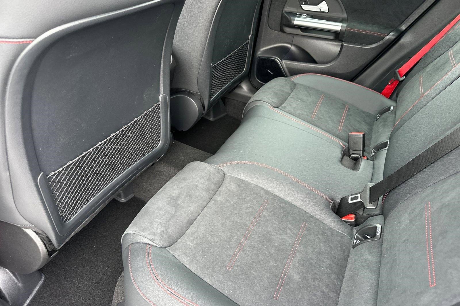 New 2026 Mercedes-Benz GLA 35 AMG 4MATIC image 21