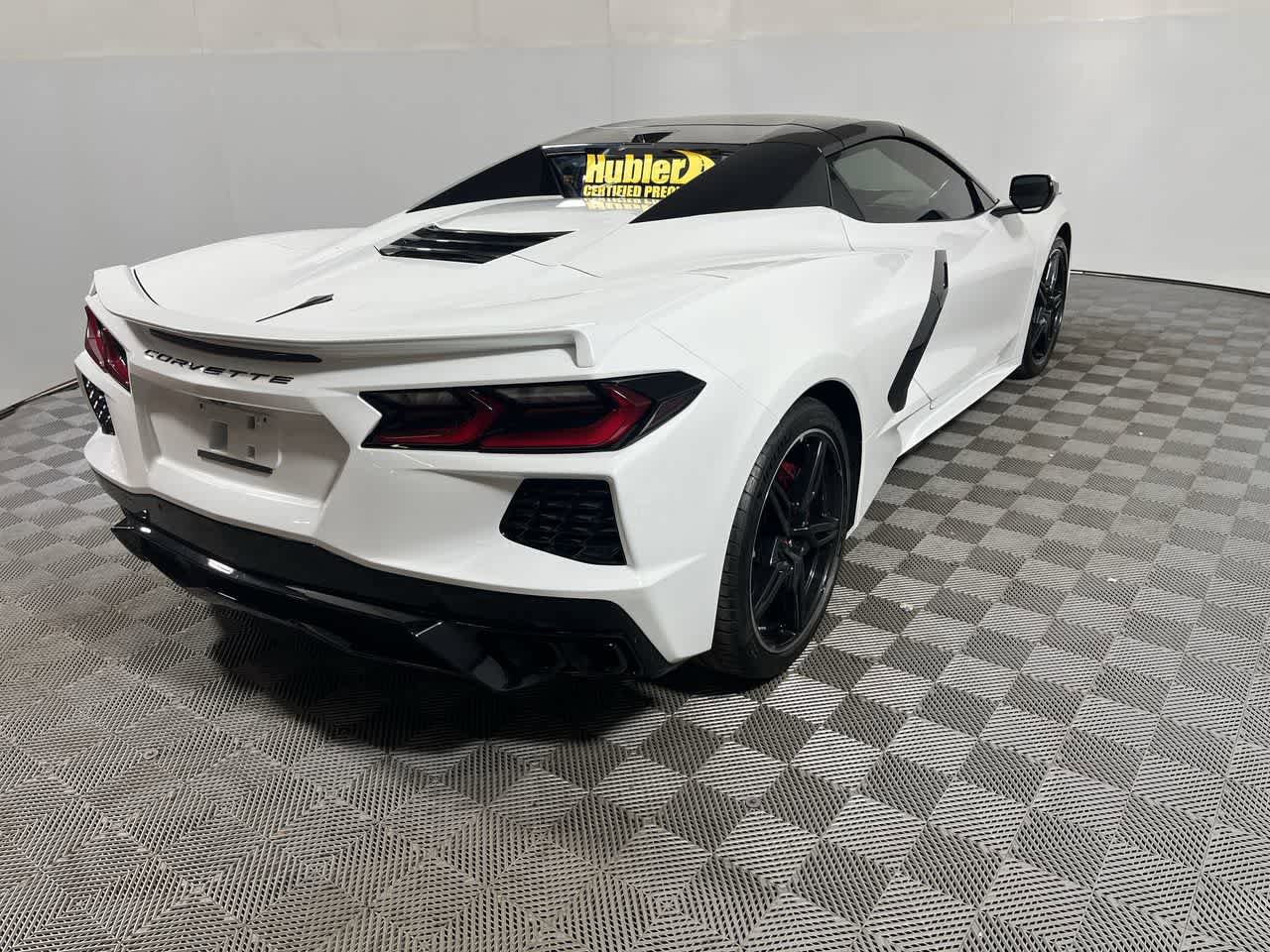 Used 2024 Chevrolet Corvette Stingray Convertible w/ 1LT RWD image 8