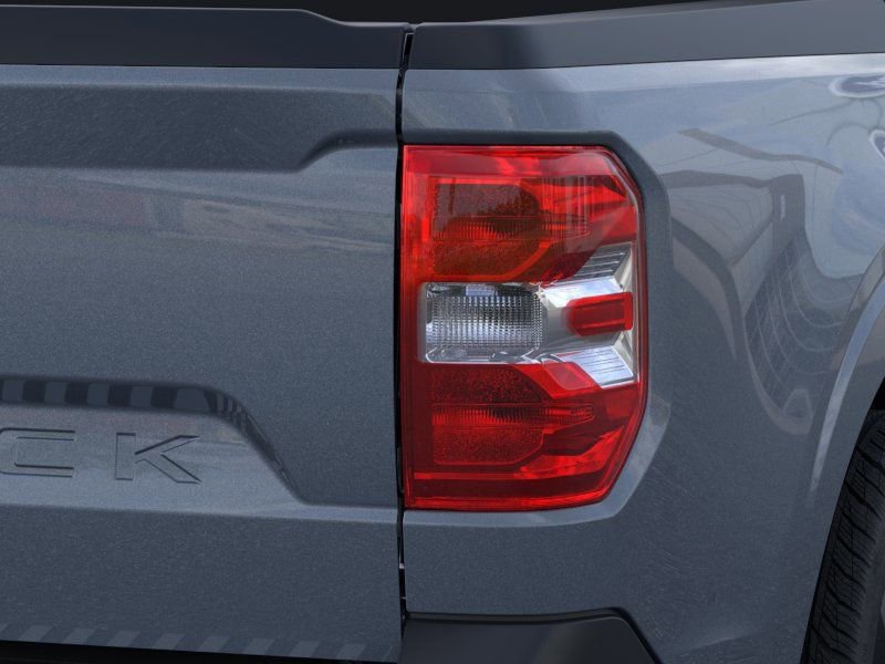 New 2025 Ford Maverick XLT w/ XLT Luxury Package FWD image 22
