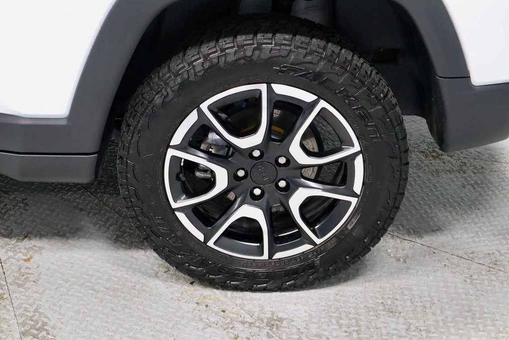 Used 2024 Jeep Compass Trailhawk w/ Trailer Tow Group image 18