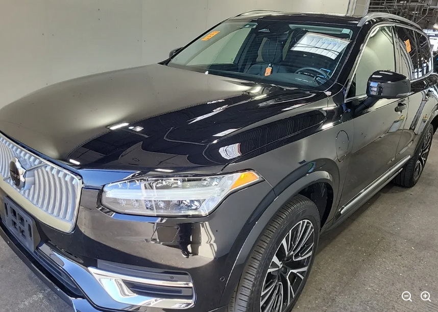 Used 2025 Volvo XC90 T8 Plus w/ Protection Package Premier AWD/4WD image 1