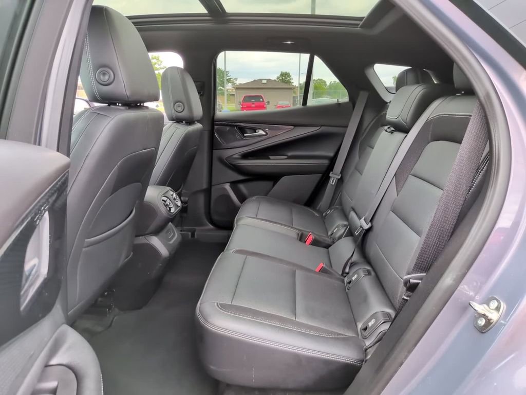 Used 2024 Chevrolet Blazer EV LT AWD/4WD image 13