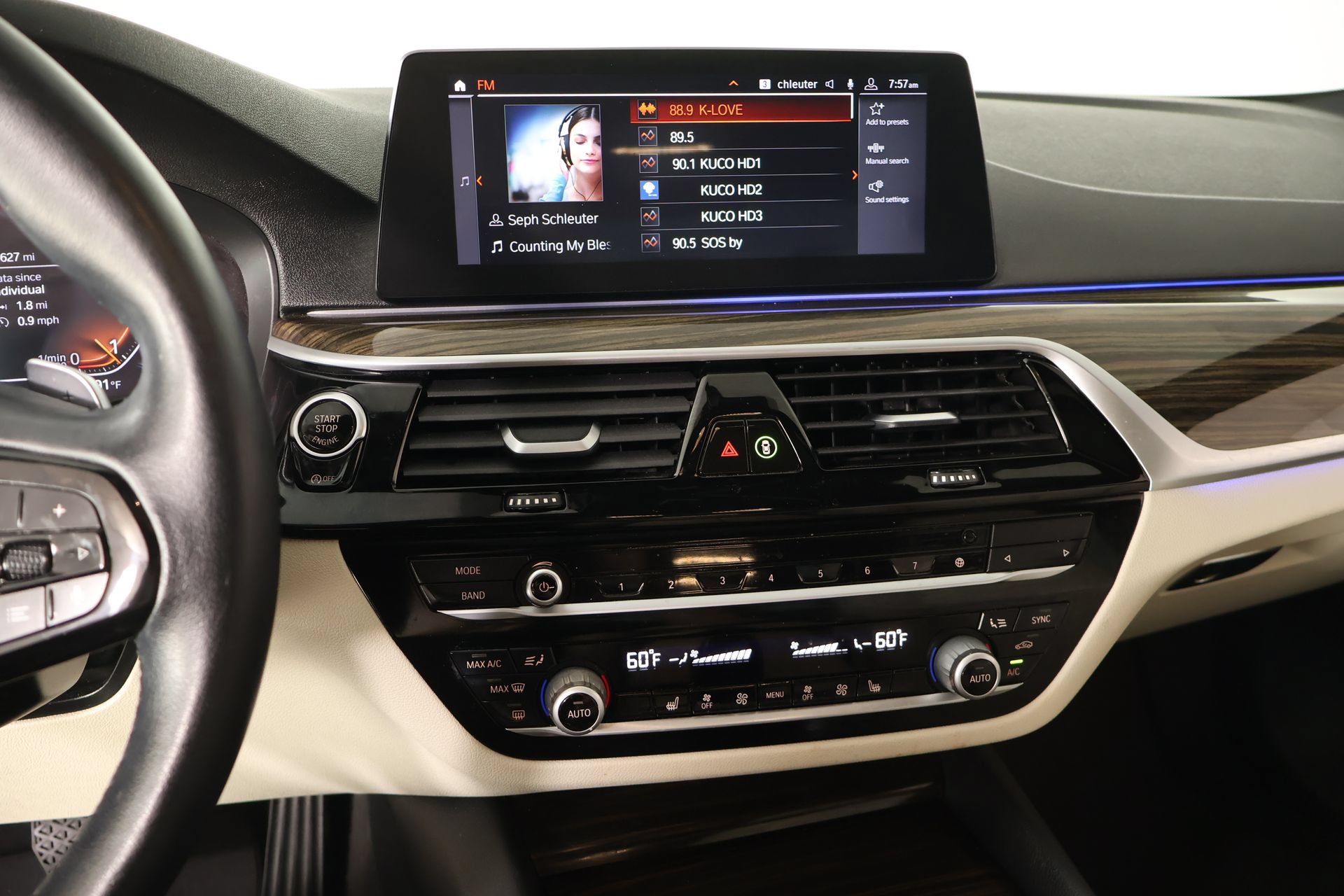 Used 2020 BMW 530i xDrive w/ Premium Package AWD/4WD image 5
