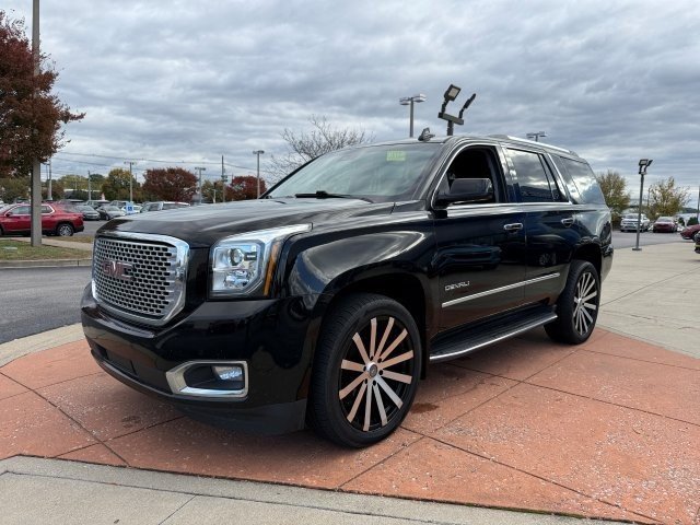 Used 2017 GMC Yukon Denali w/ Open Road Package image 3