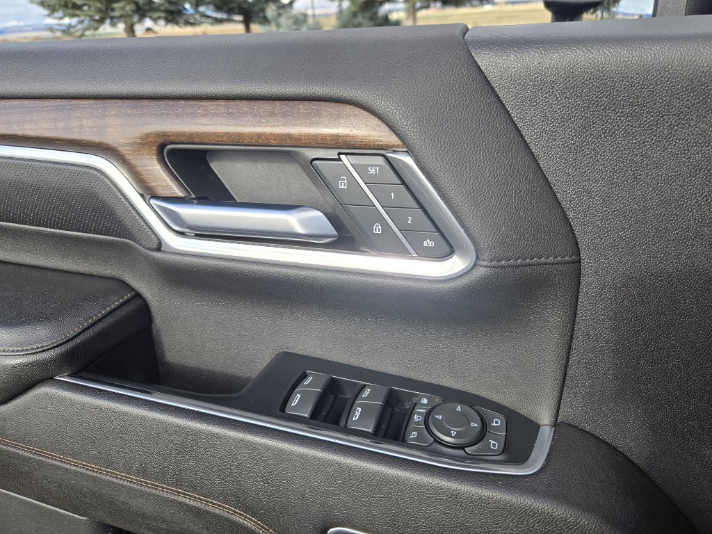 Used 2024 Chevrolet Silverado 3500 High Country w/ High Country Premium Package image 15