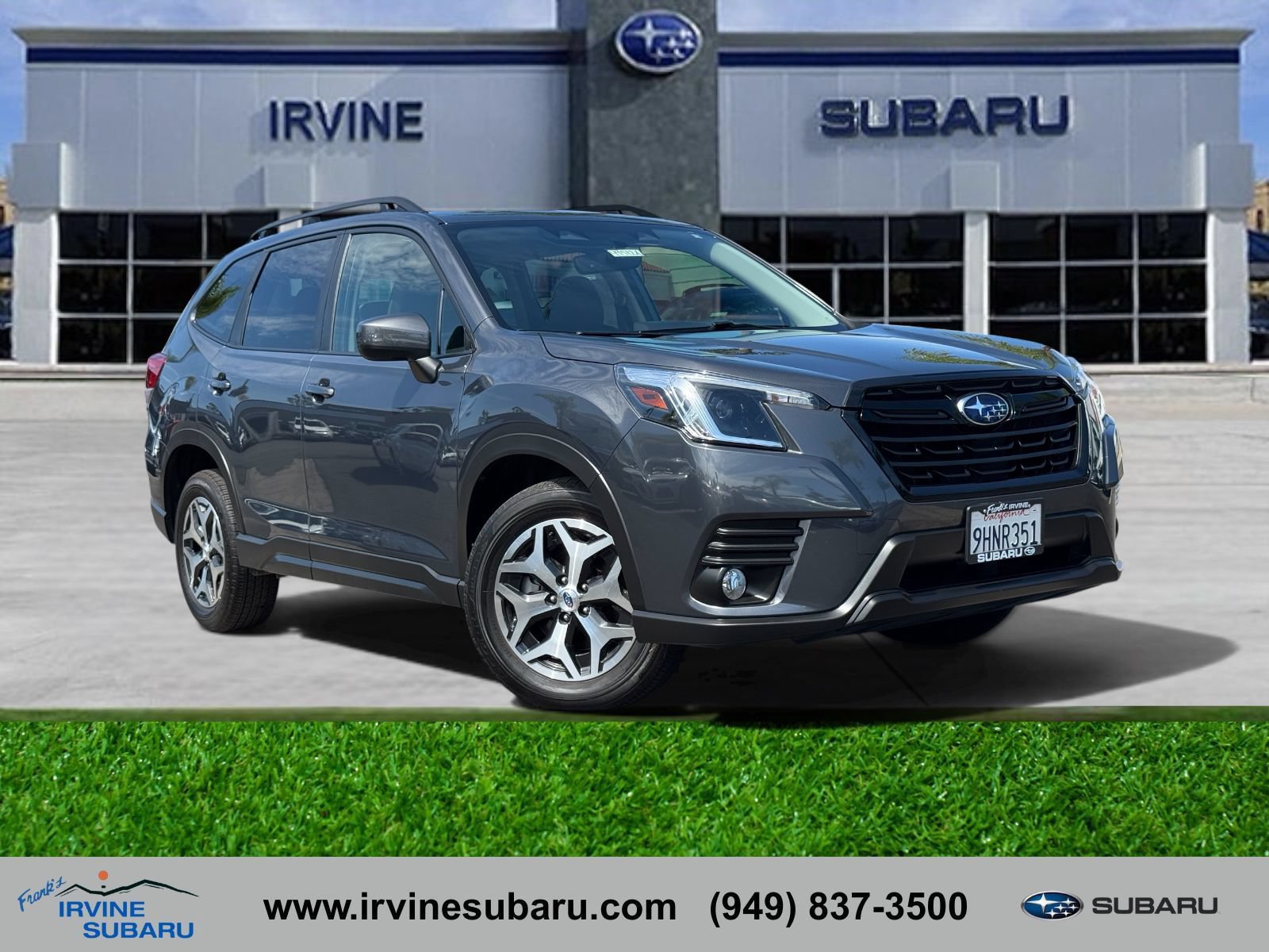 Certified 2023 Subaru Forester Premium AWD/4WD image 1