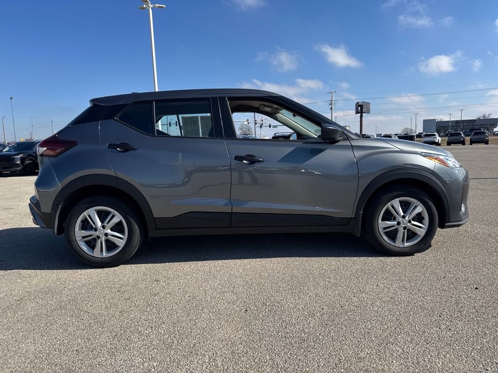 Used 2025 Nissan Kicks Play S image 8