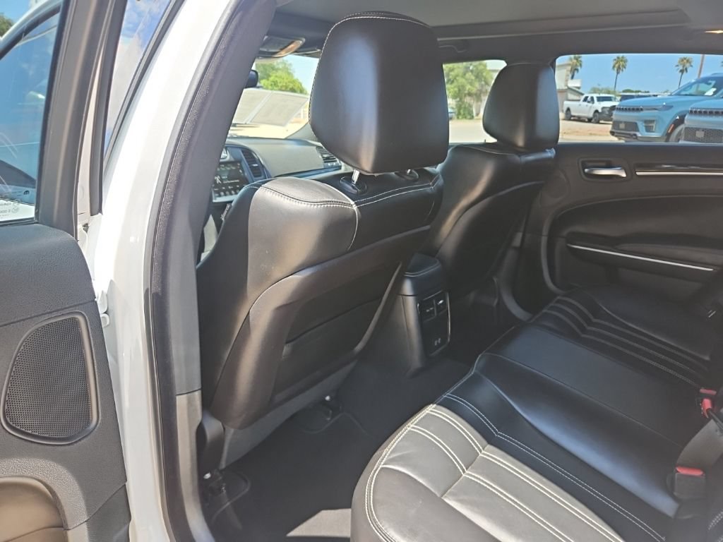 Certified 2023 Chrysler 300 S RWD image 15