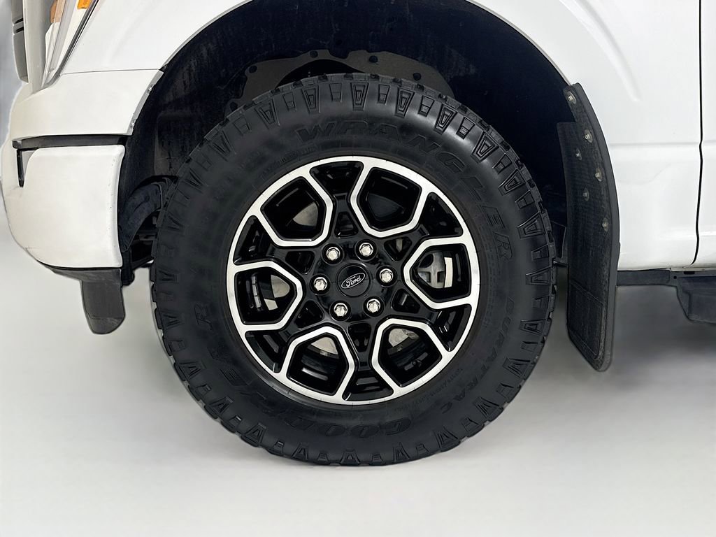 Used 2023 Ford F150 Lariat image 30
