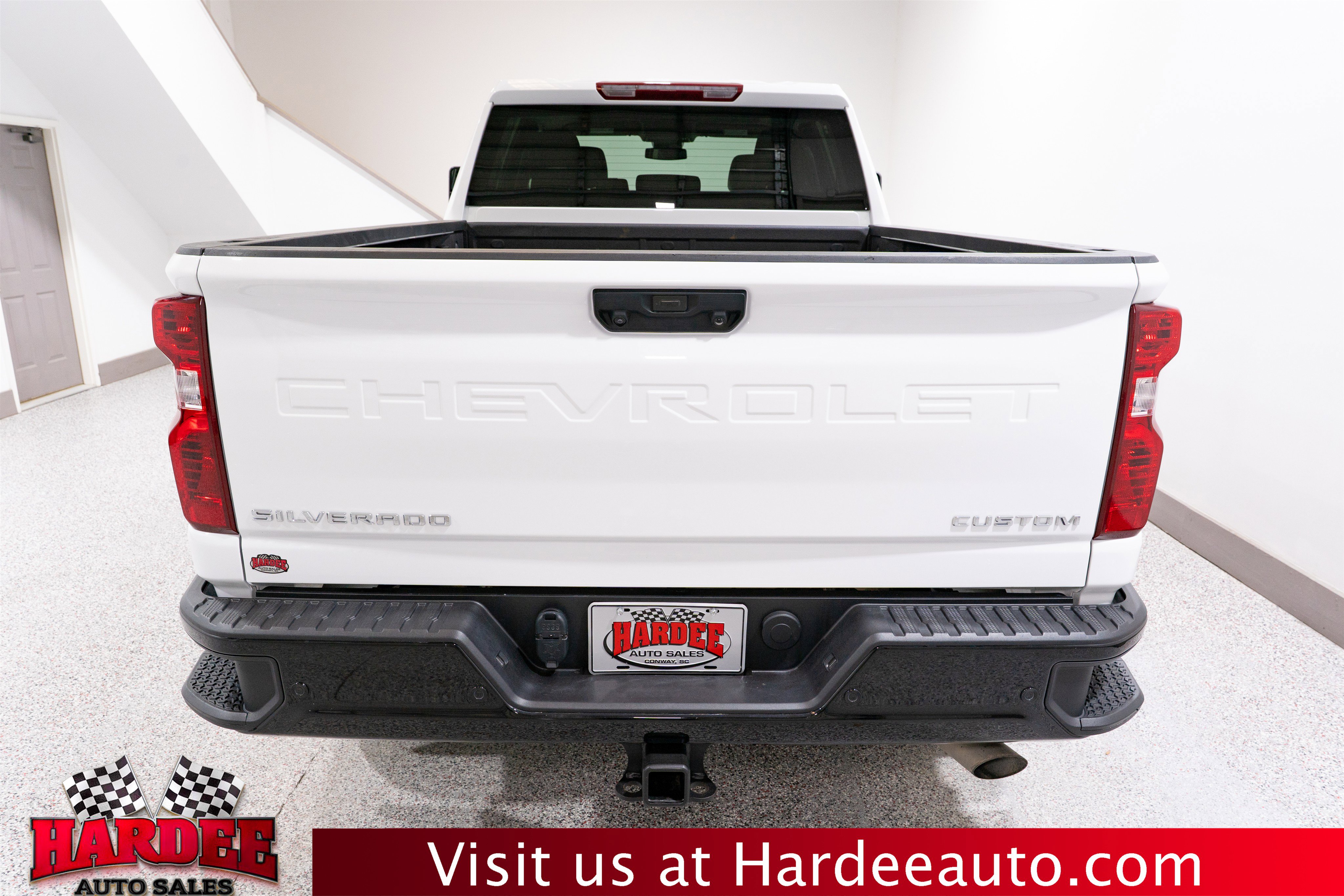 Used 2025 Chevrolet Silverado 2500 Custom w/ Custom Value Package AWD/4WD image 4