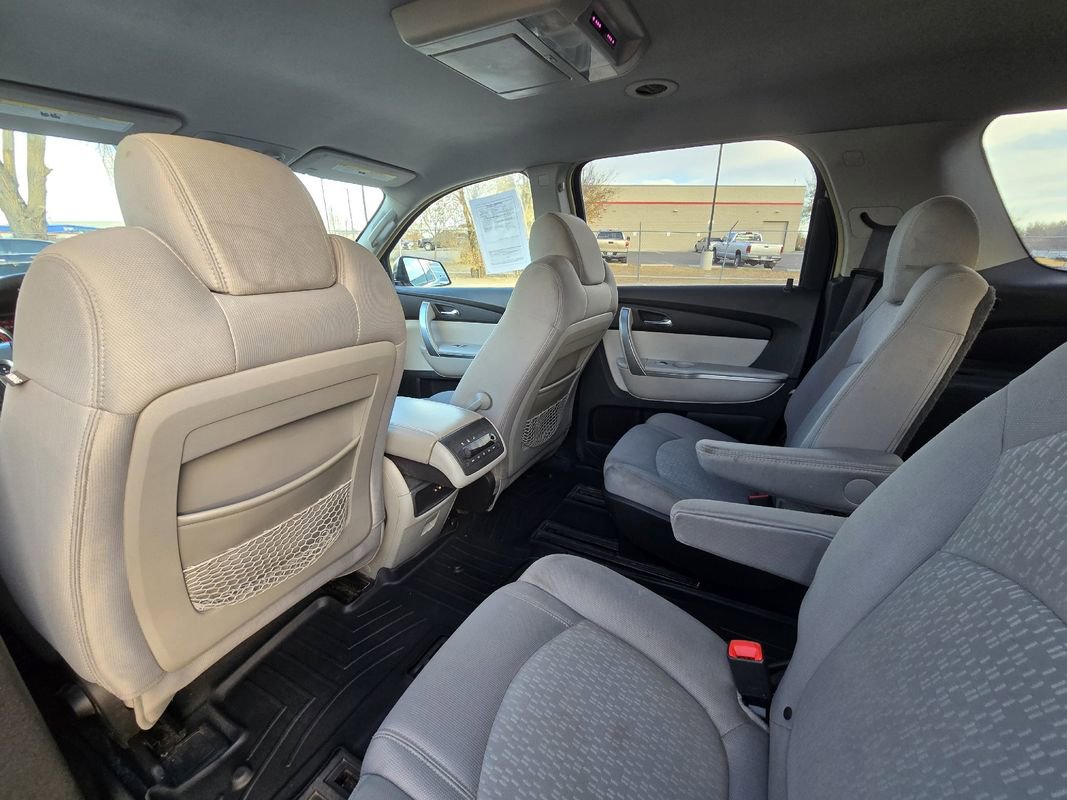 Used 2007 GMC Acadia SLE w/ Preferred Package image 14