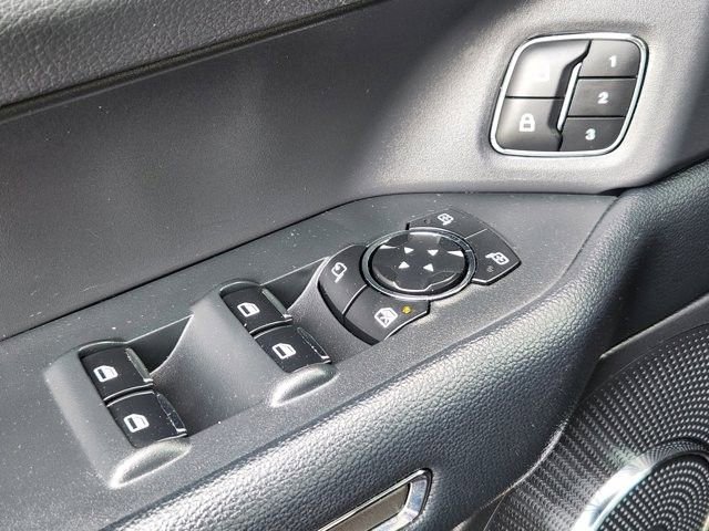 Certified 2024 Ford Expedition XLT image 22