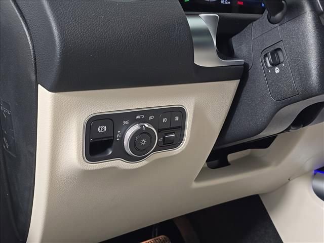 New 2026 Mercedes-Benz GLB 250 4MATIC image 18